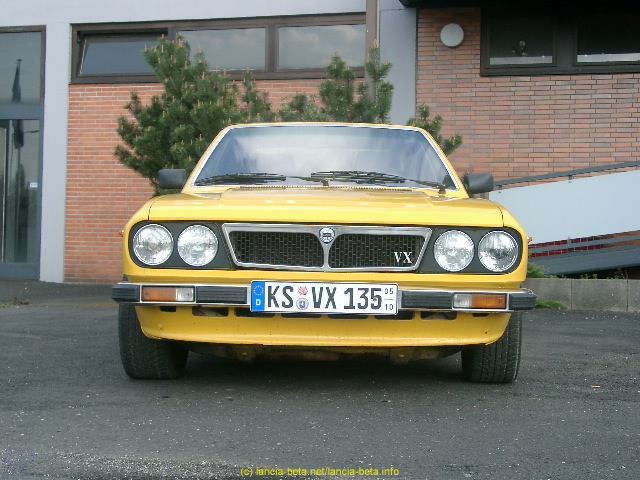 [... Lancia Beta Spider 1982 mit VX Motor ...]