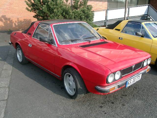 [... Lancia Beta Spider 1981 mit I.E.-Motor ...]